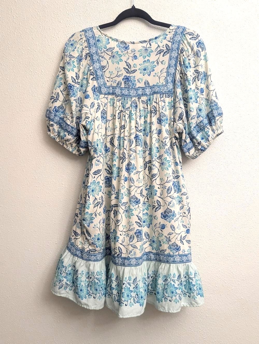 Old Navy Puff-Sleeve Printed Mini Swing Dress Medium Blue Blossoms - Picture 4 of 7